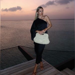 ANINE BING
Rowan one-sleeve silk midi dress size XS in Black